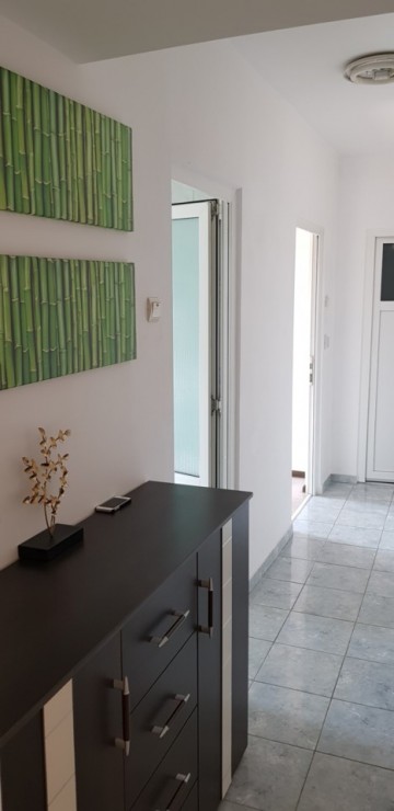 apartament-2-camere-ultracentral-55mp-pozitie-buna-16